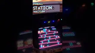 Donkey Kong. Interaktives Flippermuseum &bdquo;Pinball Station&ldquo; in Warschau. #pinball #pinballcommunity