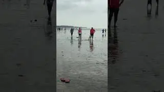 LEFT HANDED BATSMAN ROTATE THE STRIKE
