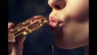 This Chocolate Snap Sound Is Too Satisfying 😳🍫 ASMR#chocolateasmr #asmrsounds #eatingasmr #ytshorts