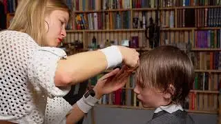 (ASMR) Full service for regular customers #asmr #barber #femalebarber