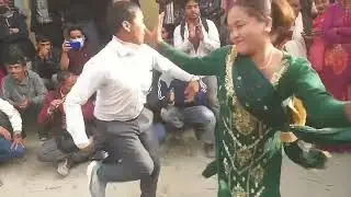 छोटो मिठो-नेपाली झाप्रे नाँच||Local Nepali Jhapre viral nach||हेर्नुहोस् मज्जाले रमाउनुहोस्