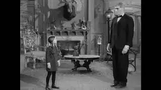 La familia Addams - Merlina ense&ntilde;a a Largo a bailar