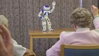 Dementia patients trial robots and virtual reality technology