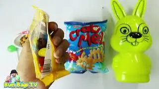 Learn Sizes with Surprise Candy Opening HUGE Colourful Chocolate Nursery Rhymes Learn Colors