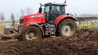 MASSEY FERGUSON 7624 & PENTAVOMERE PICCIONI Aratura 2014