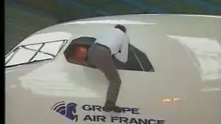 Cockpit Emergency Escape through Sliding Window