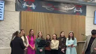Grupul de adolescente - Ce dar măreț e Isus salvatorul 