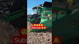 Big Compine Machine Cutting Wheat 🌾😲#farming #agriculture #farmers #shorts #viral #newyork #ohio