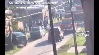 Bomberos de General Pacheco extinguieron un incendio en el barrio Delfino