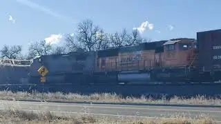 RARE LASH UP: BNSF Fakebonnet c44-9w 4717 and BNSF MACe 9716 Lead South Bound on the Front Range Sub