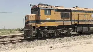45up Pakistan express and 28Dn Shalimar Express crossing video in samnabad Faisalabad 