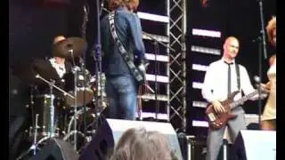 Roze Zaterdag Four blond nuns ft Leona. Blues 2009