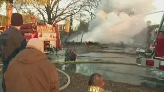 Two mobile homes destroyed by fire in Pulaski County