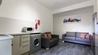 Grant Property - UK Buy-To Let Investment - 185 Queens Rd Nottingham