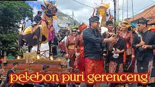 Iring iringan pelebon di puri gerenceng Denpasar.
