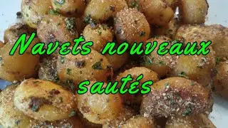 Navets nouveaux saut&eacute;s. Saut&eacute;ed new turnips.
