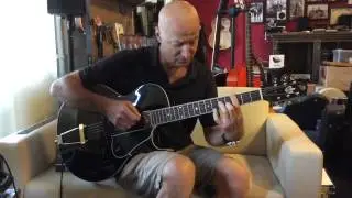Loar LH-350 BK Jazz Archtop