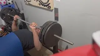 Pr day on bench went crazy good. Amazing intensity 