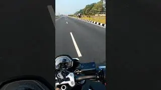 Inline-3 Unleashed ⚡ Street Triple 765 Pull & Downshift 🔥