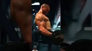 #motivation #sports #viralshorts  #getbigarms #getbiggerarms #shoulder #fitness #growyourarms #viral