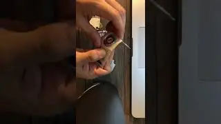 New Tile Battery Replacement: The Life Hack Tile DOESN&rsquo;T want you to know (trigger warning)