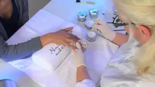 French Manucure - Nouveau modelage du Gel UV avec les Tips | rbnails.de
