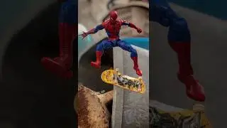 Mind-Blowing Action Figure Photography! #marvellegends #spiderman #shorts