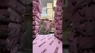 Bakery owner diml packing orders ✈️🍪 #bakeryowner