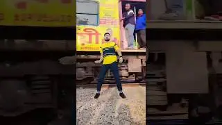 Sound Par Sutake Char Round Marle 😘 || #shorts #dance #trendingshorts #youtubeshorts #bhojpurisong