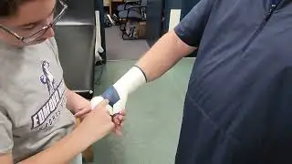 Nicole - wrist, hand & thumb