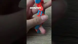 Links Wacky Tracks Snap and Click Fidget Toys