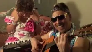 Lorraine Bowen | Yumbo Bonita Mash-Up