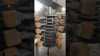 Crushing Hammer heads installation Crushing machine assembly process