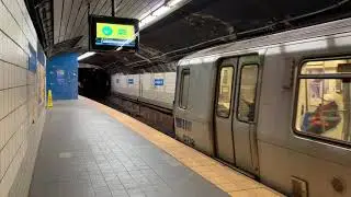 PATH PA5 Green Line train departing Exchange Place