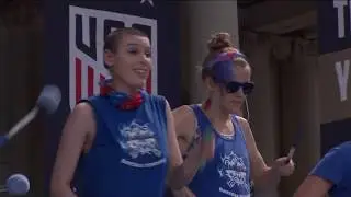 Mayor de Blasio Presents US Women's National Soccer Team with Keys to the City