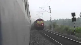 13352/18190 ALLP-DHN/TATA Express thrashes with twin VSKP WDM-3A in lead