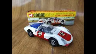 VINTAGE CORGI TOYS WHIZZWHEELS No371 PORSCHE CARRERA 6 MINTBOXED TOY CAR