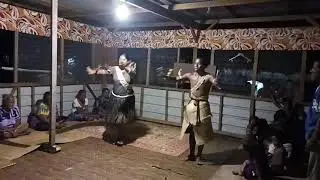Te mata ni kaneebu Kiribati dancer