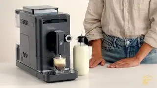 Italk&eacute;sz&iacute;t&eacute;s tejjel Tchibo Esperto2 Milk automata k&aacute;v&eacute;főzővel