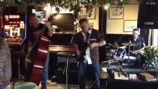 Pulsators @ The Anchor, Wingham.