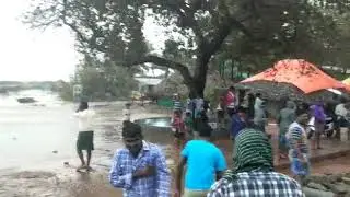 Phethai cyclone effect | latest cyclone in andhra || kakinada beach cyclone