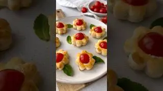 Puff Pastry Flowers🌻 with feta cheese filling, cherry tomatoes and mint leaves. #appetizer #spring