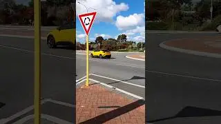 Can You Change Lanes Inside ROUNDABOUTS
