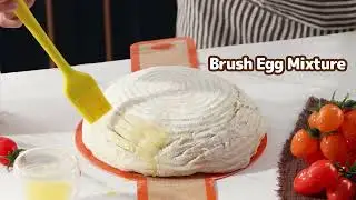 Round wicker fermentation basket European bread making
