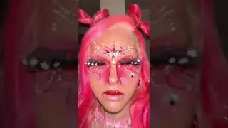 Review: Red Colored Contact Lenses For Cosplay | MYEYEBB, Try-on