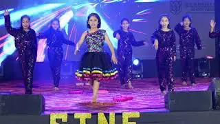 Performance by the students of class 4