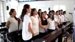 Assumpta Est Maria sang by Old Komusikasyon Girls
