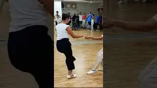 Lindy Hop Dance. Scuola di ballo SwingFly Dance Modena, provincia e Reggio Emilia. #lindyhop #swing