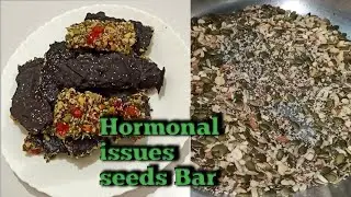 Энергетический батончик Nuts & Seeds 🌰💪 помогает естественным образом сбалансировать гормоны и по...