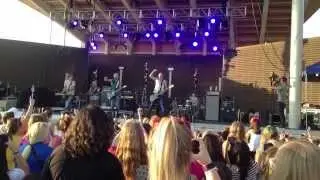 R5 singing 'Loud' Live at Aurora's RiverEdge Park
